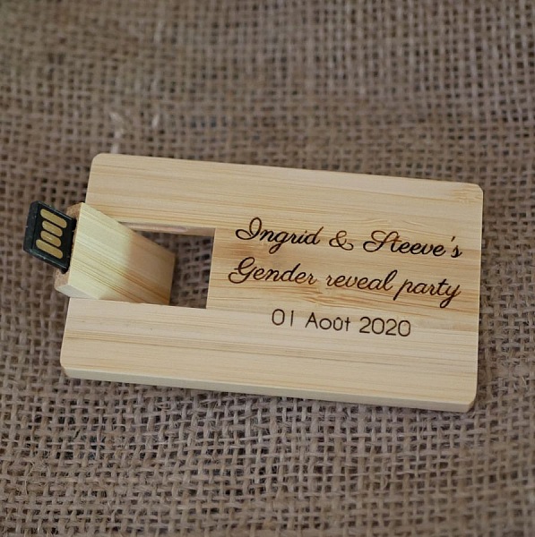 32 GB USB-nyckel Bamboo tr&auml;kort som kan personifieras med gravyr