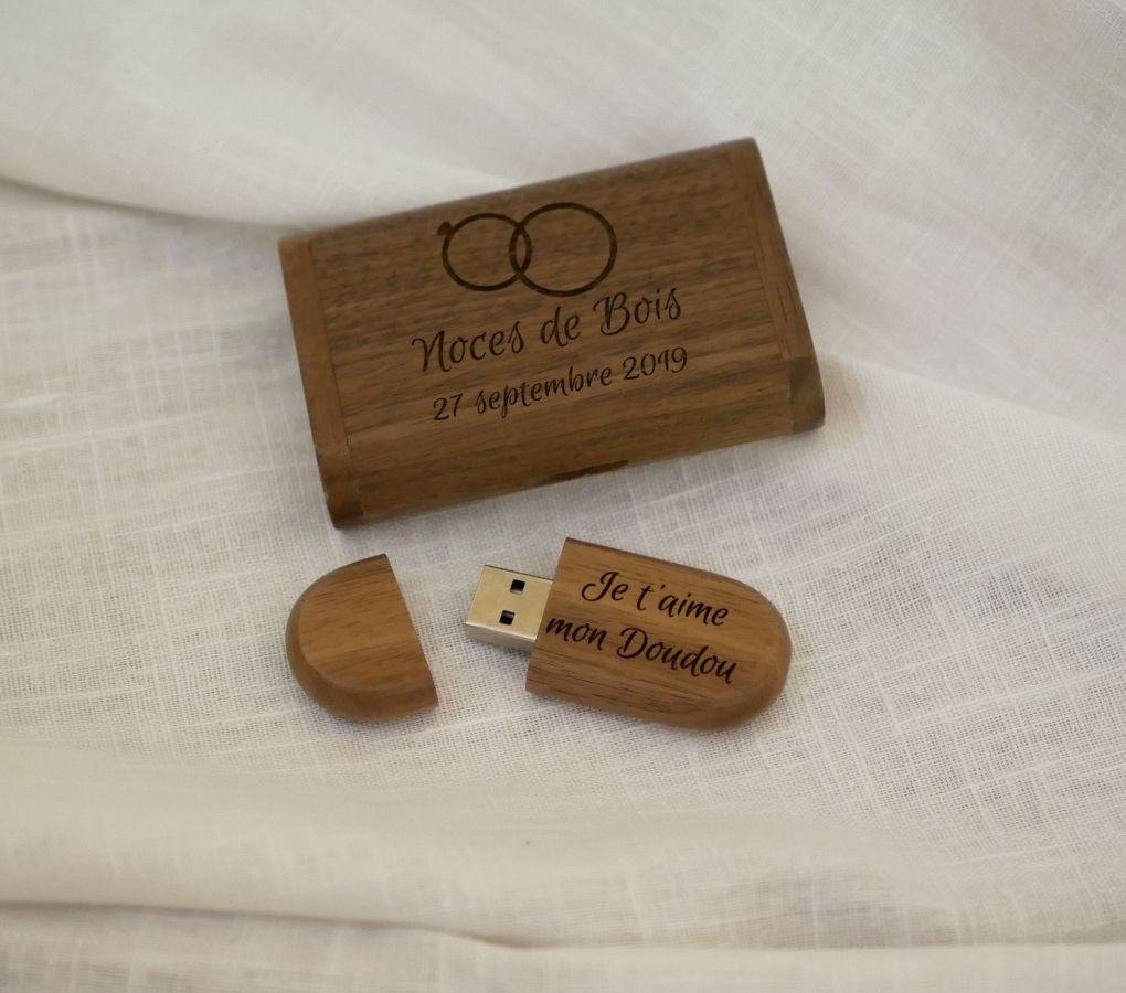 USB-minne och fodral i valnötsträ 3.0, 32 GB, anpassningsbart