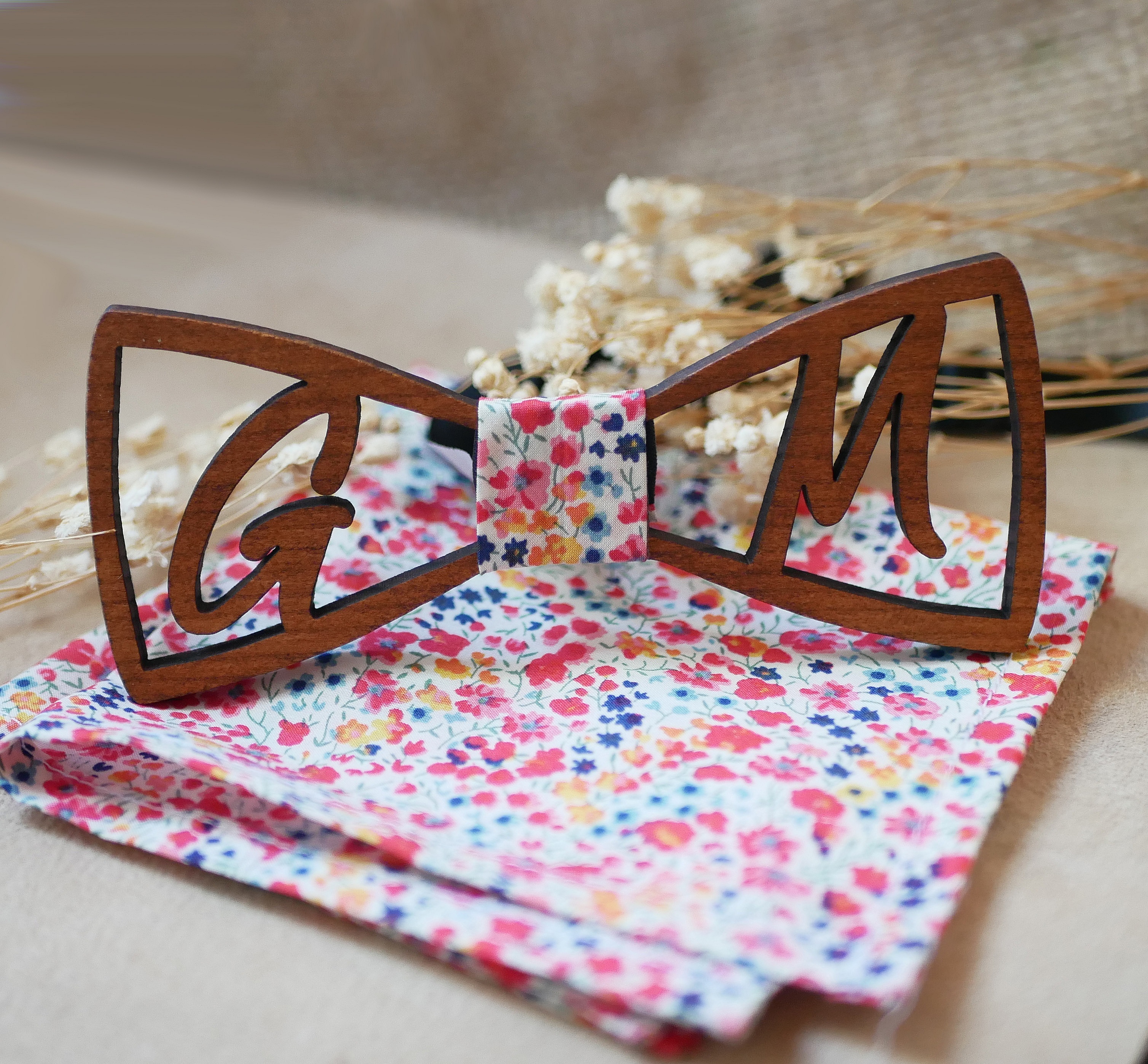 Tr&auml;b&aring;ge personlig med 2 initialer