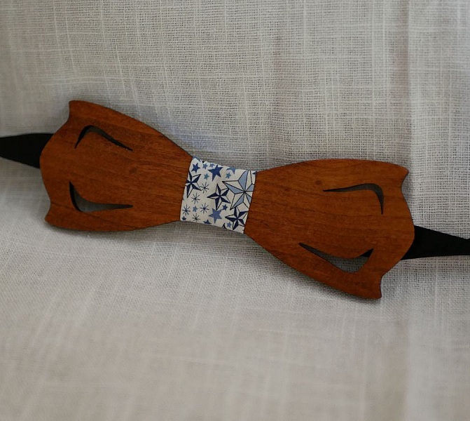 Tr&auml; trompe l'oeil band fluga f&ouml;r personlig anpassning