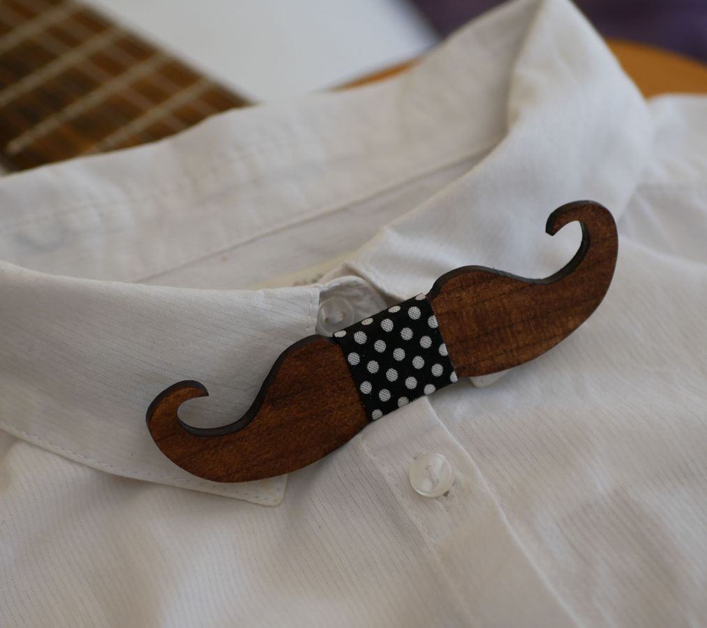 Träbågsbåge för barn Moustaches för personlig anpassning