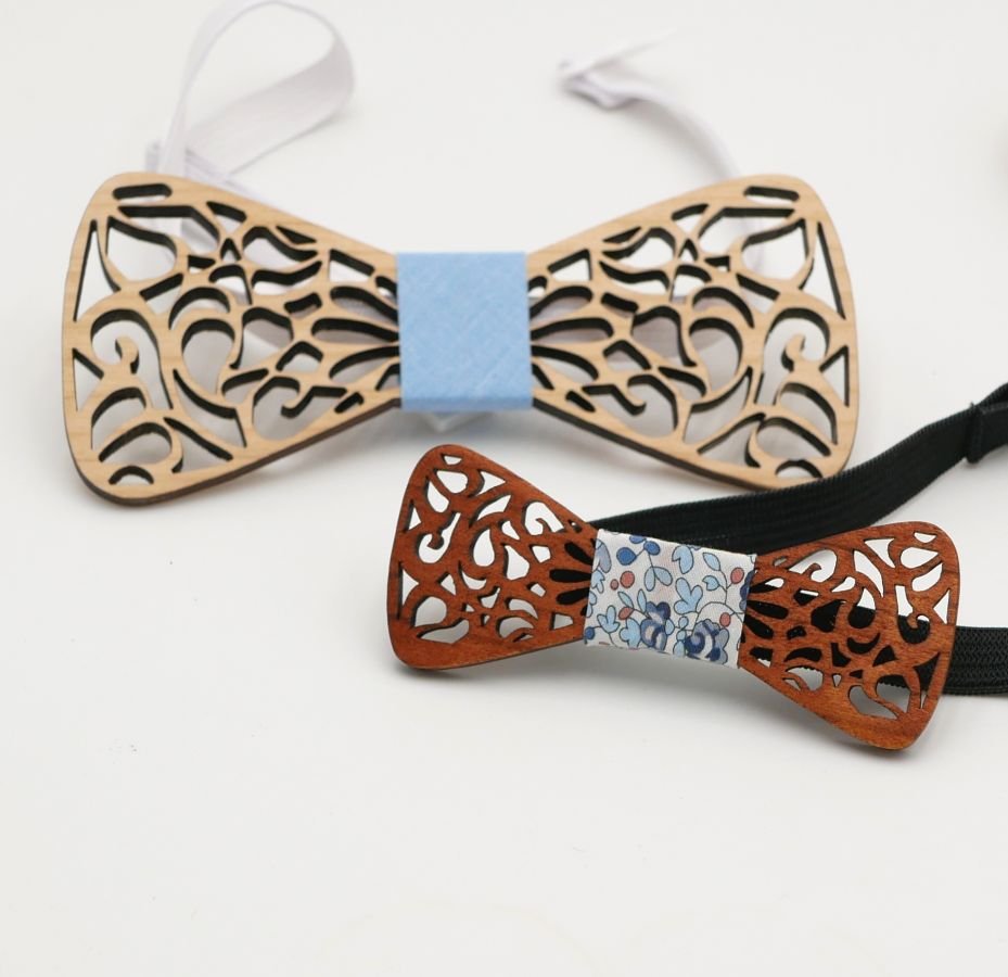 Minifluga i trä med eleganta kurvor