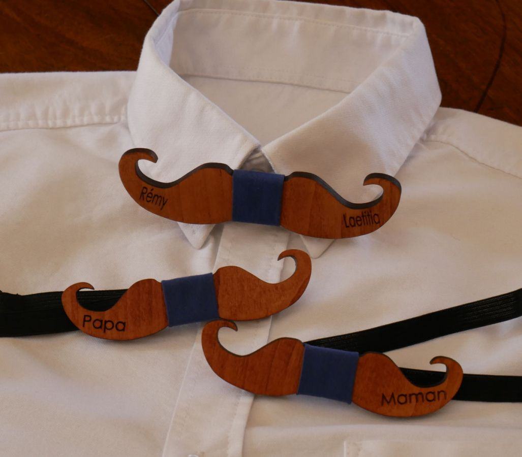 Färgad trä Moustache fluga för personlig anpassning tillverkad i Frankrike