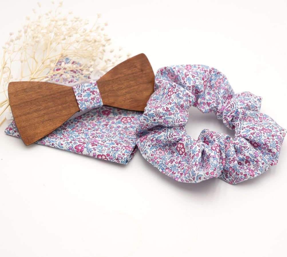 Liberty Katie clutch bag + scrunchie + träbåge