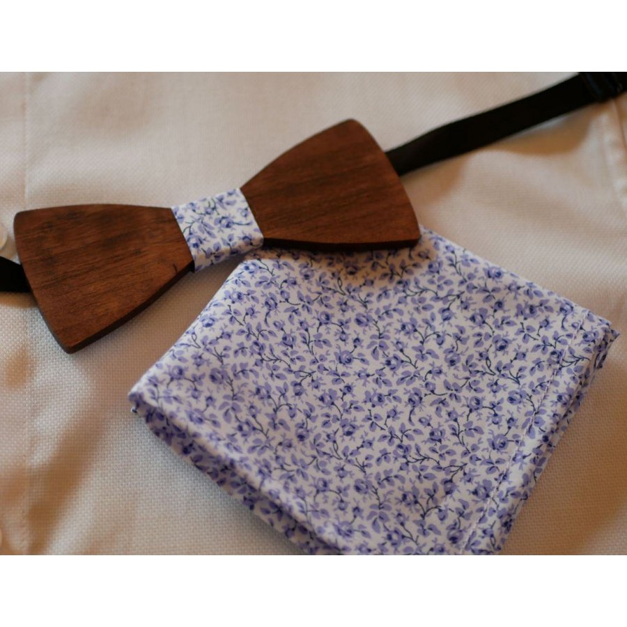 Mickael Liberty clutchbag med blå blommor och träbåge, anpassningsbar