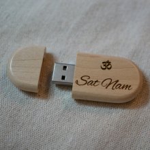 32 GB 3.0 USB-minne i ljust lönnträ