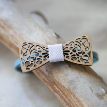 Läderarmband med miniatyr av en öppen träbåge, anpassningsbar