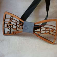 Träbågsbinda med musiktema, partitur och diskantnyckel, anpassningsbar