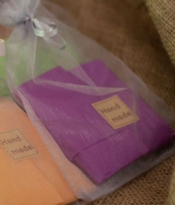 1. Organza tygpåse (+ 0.50 €)