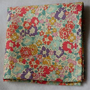 L12-Liberty Michele + fyrkantig ficka (+ 10.80 €)